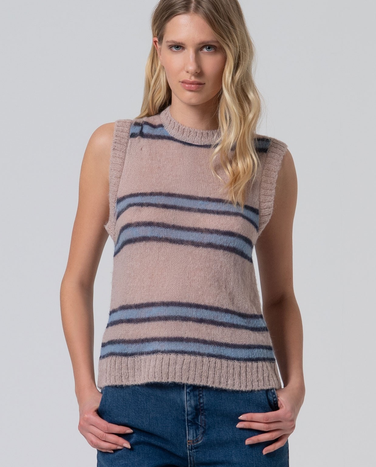 Checked jacquard closed vest Blue