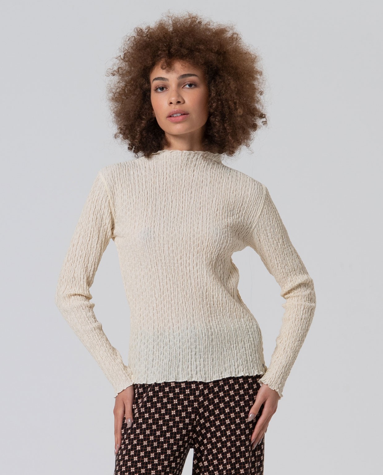 T-shirt à col roulé texturé Beige