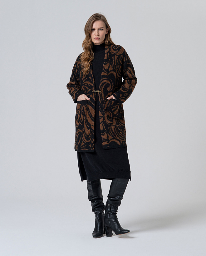 Jacquard buckle coat Brown