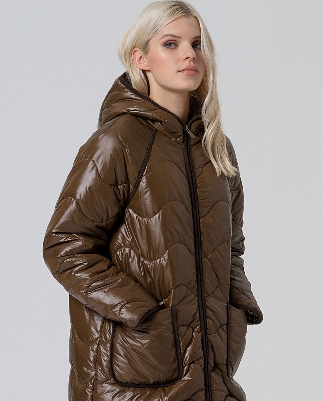 Lightweight, waterproof quilted coat Khaki