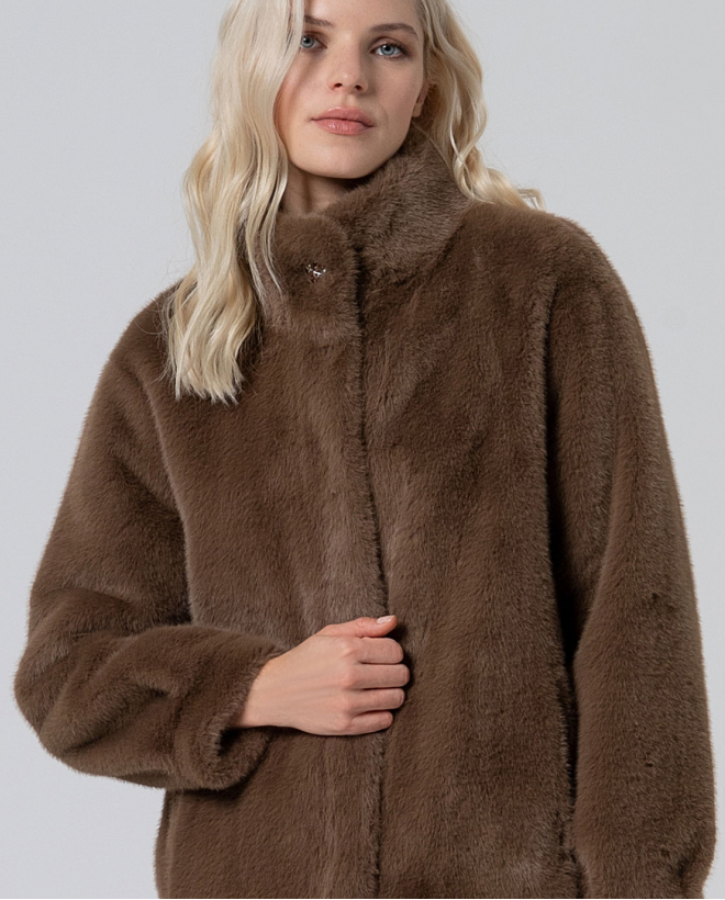 Teddy effect coat with high...