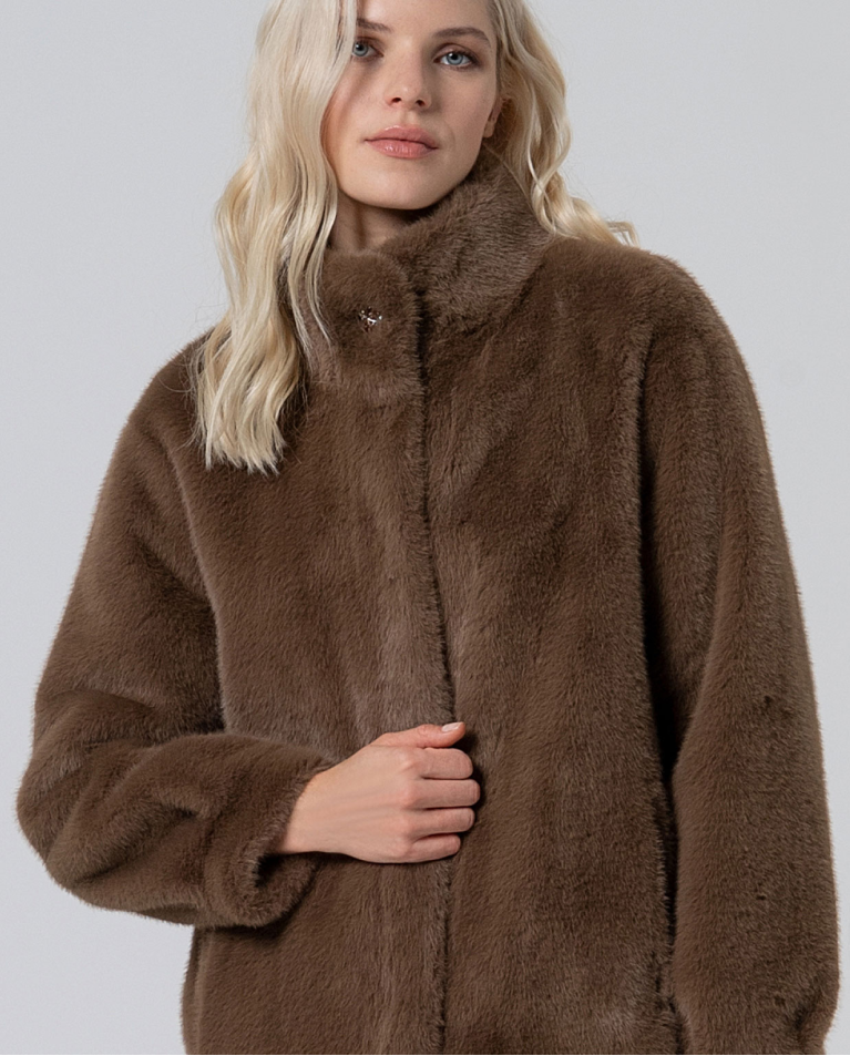 Manteau effet fourrure à col montant Khaki