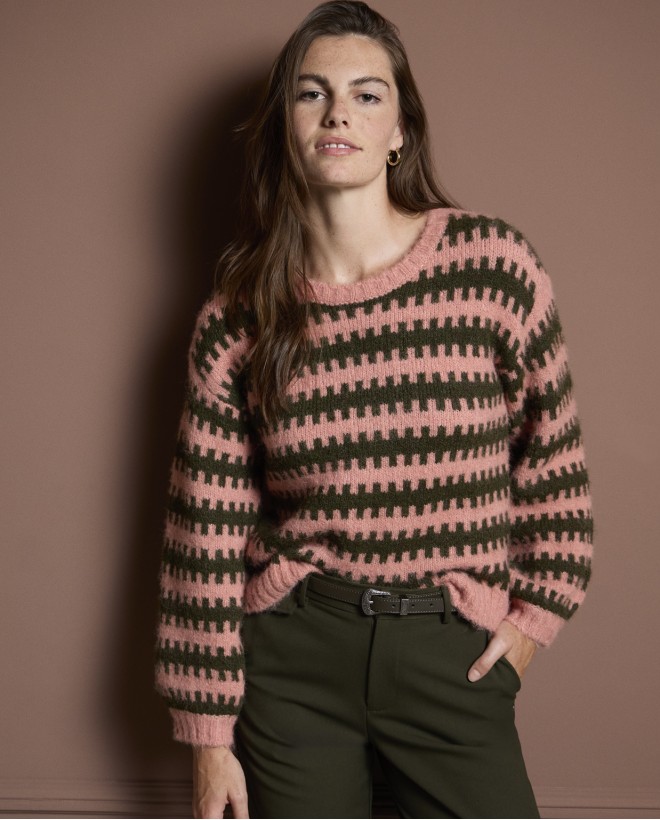 Maglione a maglia grossa riciclata bicolore Rosa