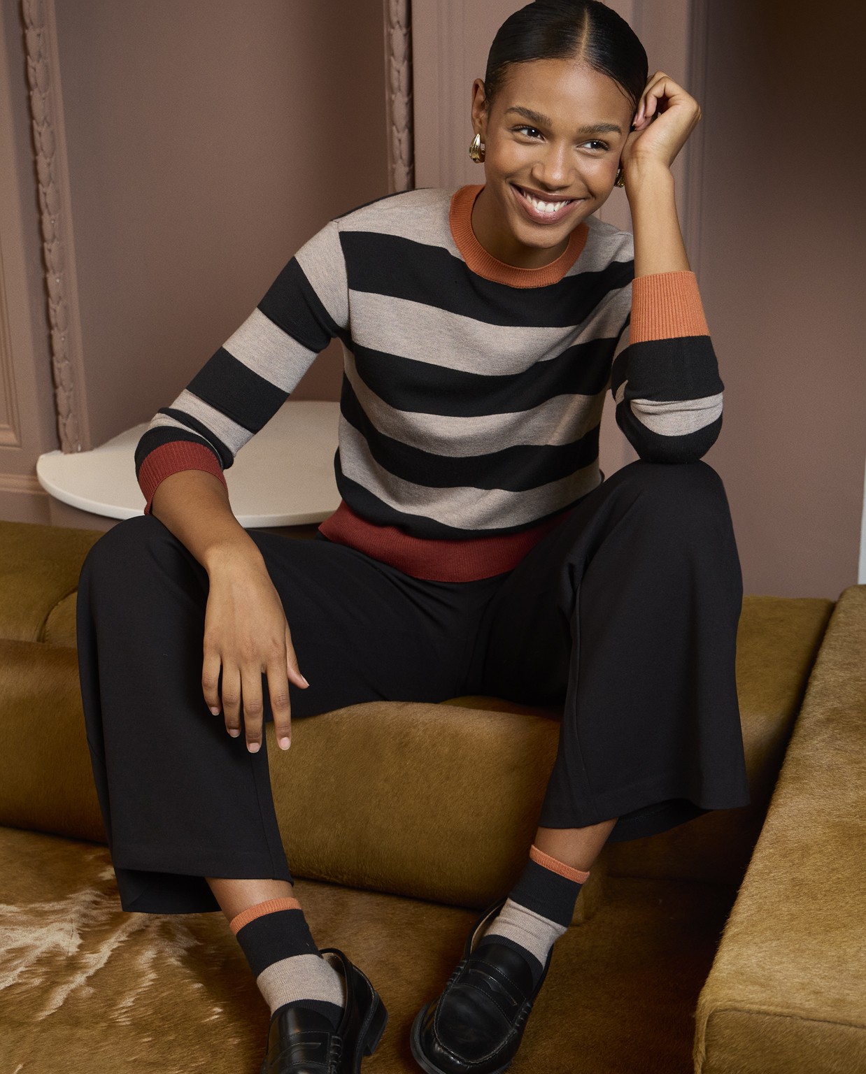 Striped crew neck sweater Black