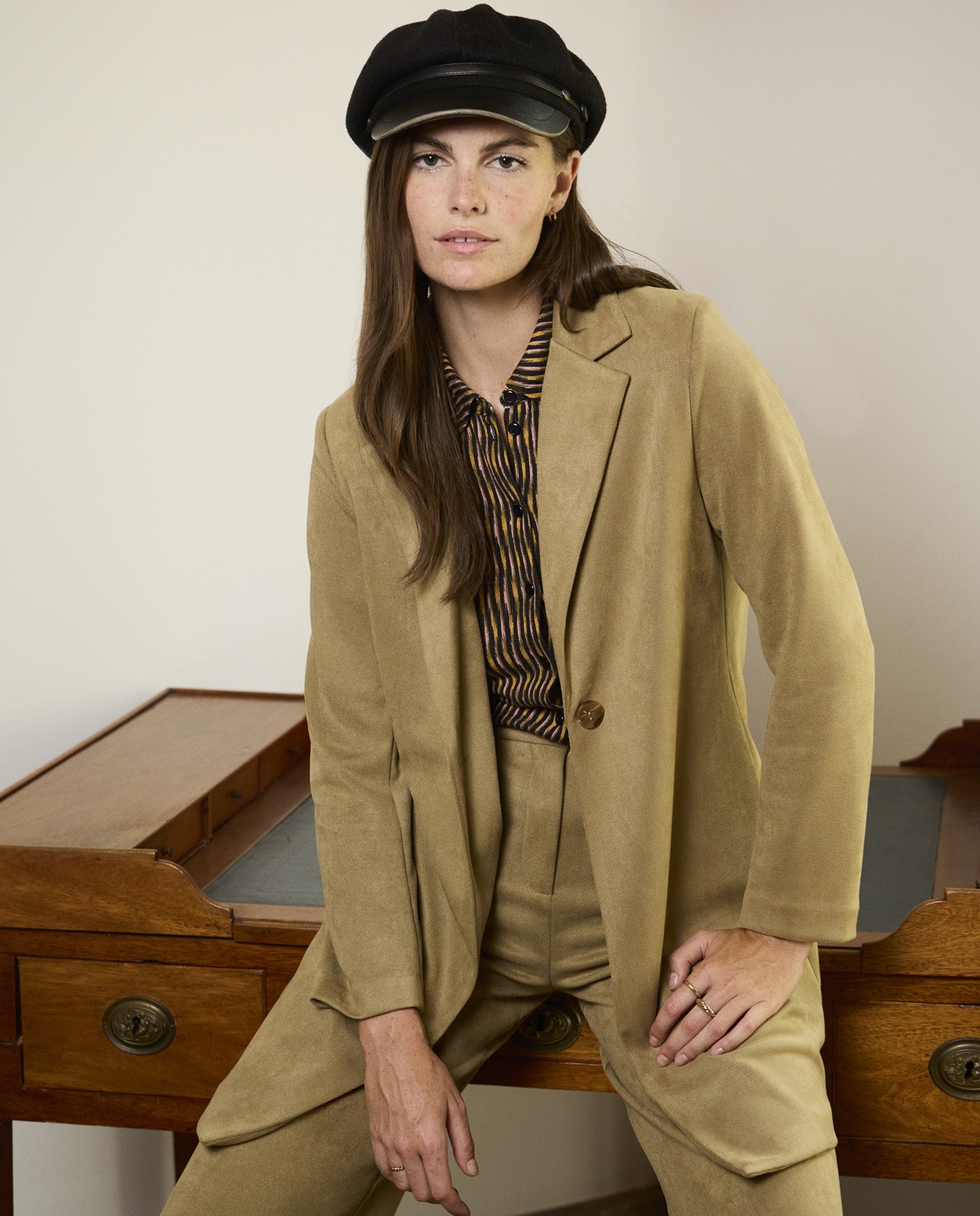Cappotto oversize effetto velluto Sabbia