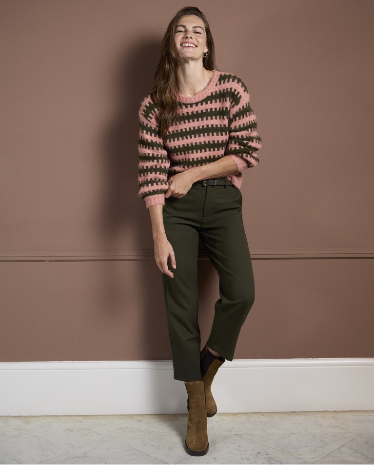 Pantalón recto sastre con bolsillos Kaki