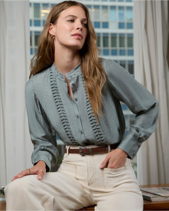 Blusa fluida de viscosa con...