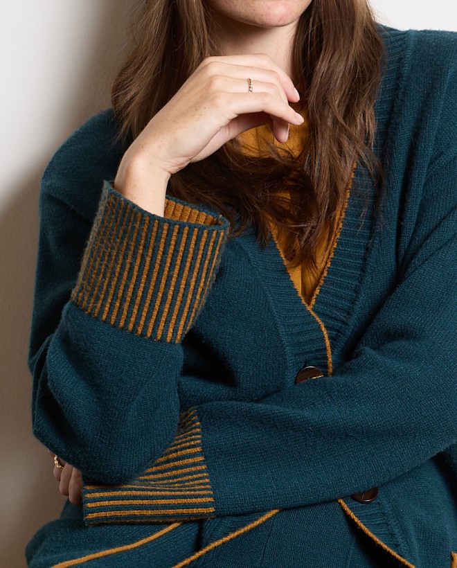 Cardigan lungo con tasche e...