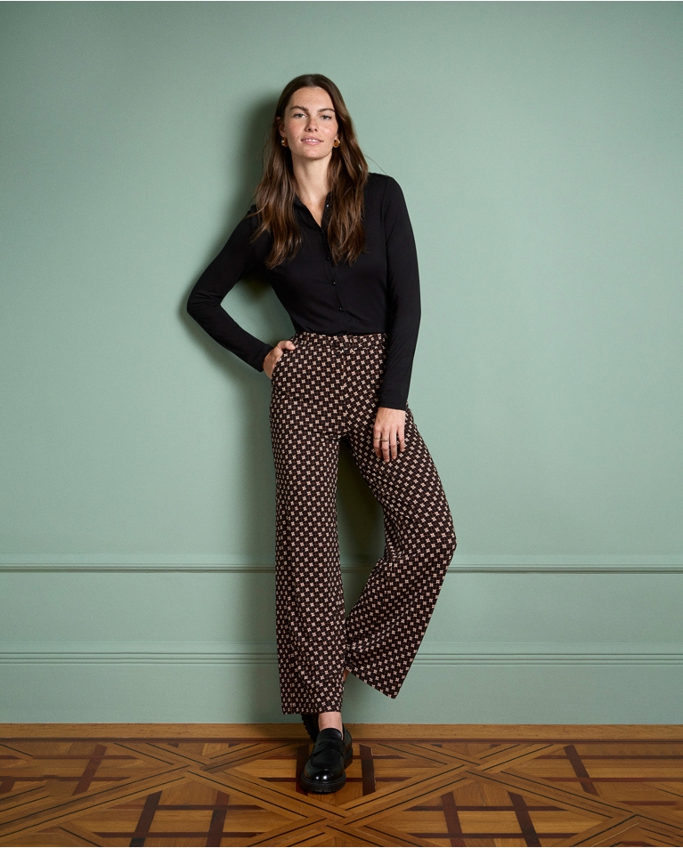 Pantaloni svasati stampati con cintura Nero