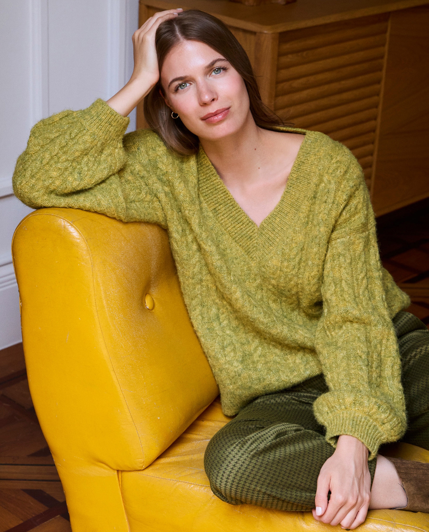 Chunky sweater with aranese texture Khaki dark