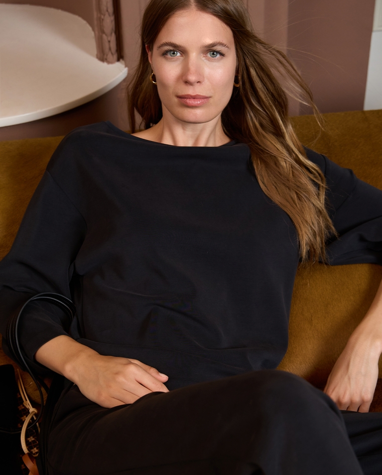 Camiseta oversize de modal Negro