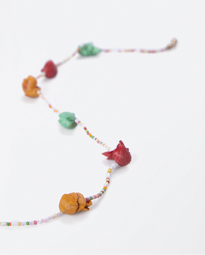 Conjunto de correntes de óculos. Color shells