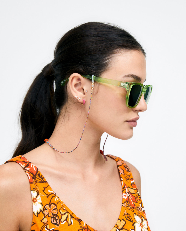 Translucent square sunglasses. Green