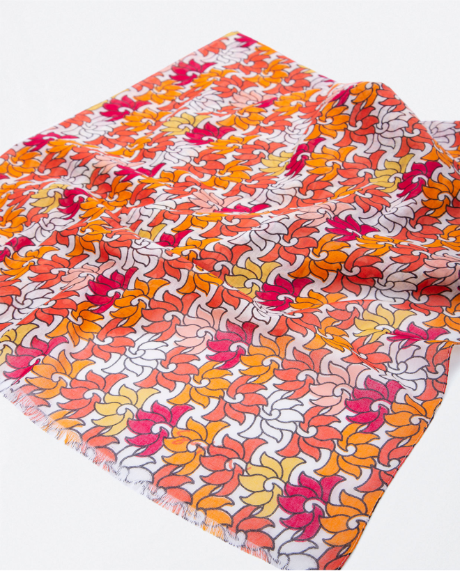  vegetal print sarong scarf...