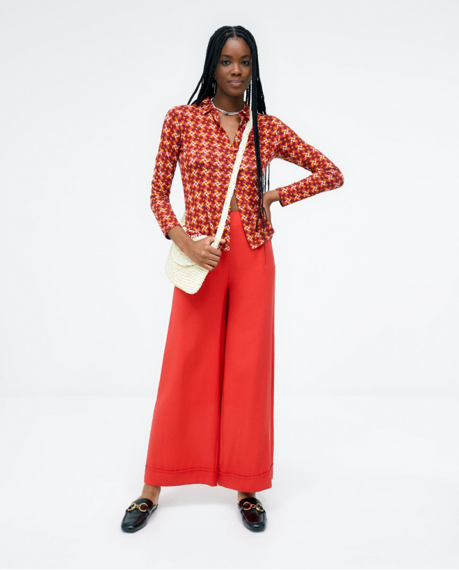 Wide long trousers with high waist. Plain Red