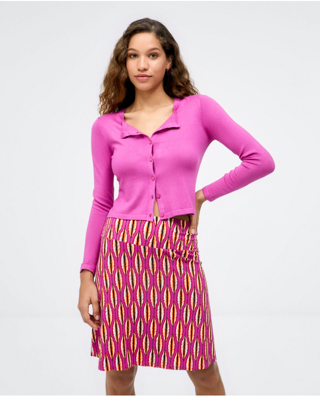Short knitted cardigan with...