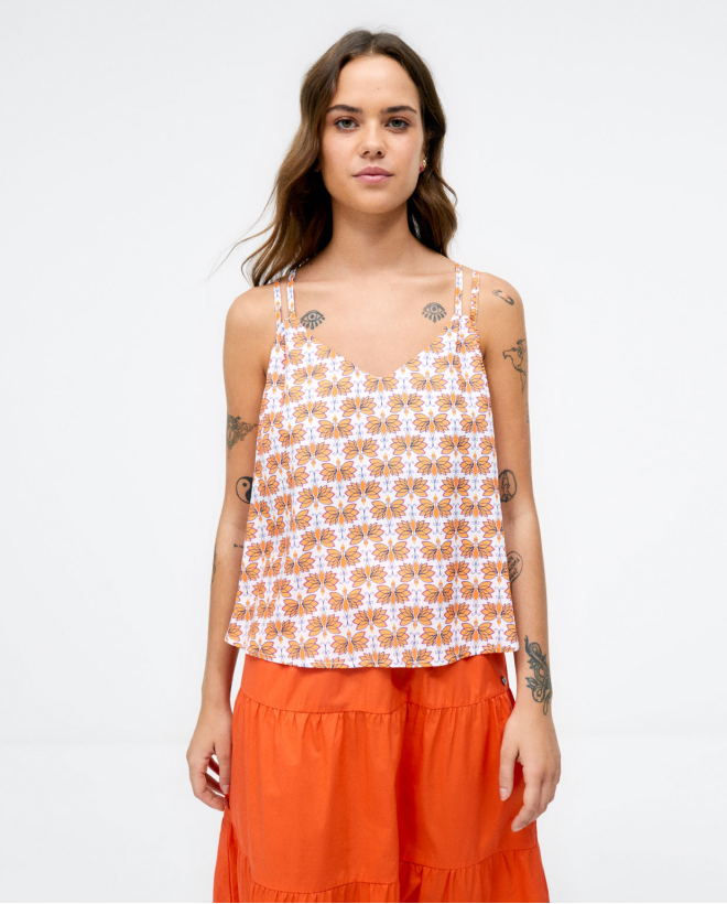T-shirt with double straps. Orange